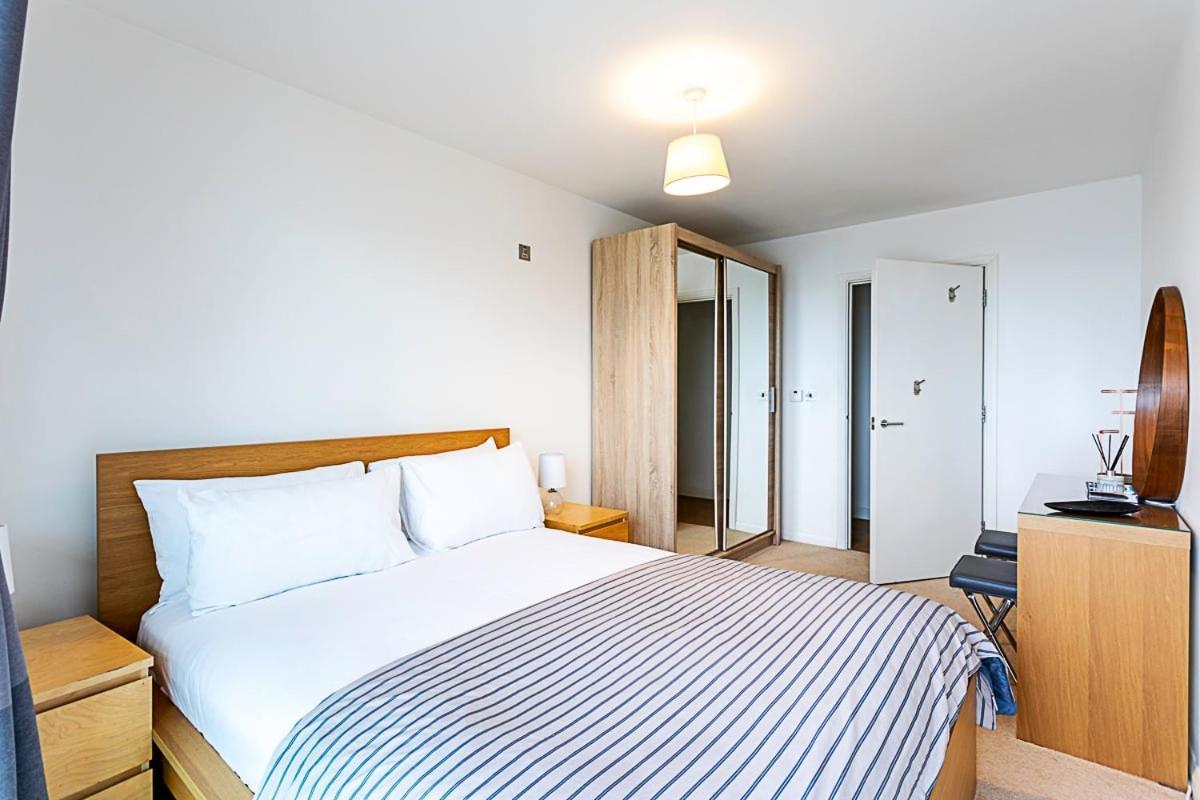 Trendy Queen'S Park Apartment With Views Across London Eksteriør billede