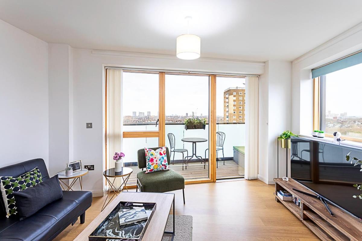 Trendy Queen'S Park Apartment With Views Across London Eksteriør billede