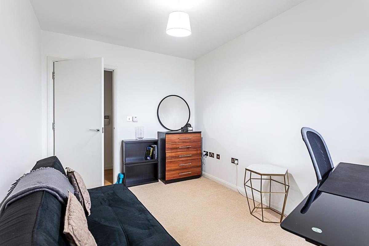 Trendy Queen'S Park Apartment With Views Across London Eksteriør billede