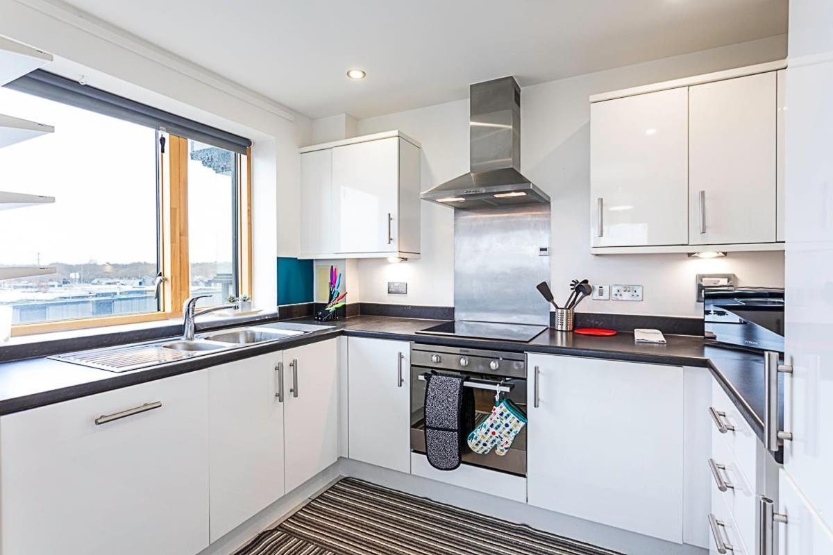Trendy Queen'S Park Apartment With Views Across London Eksteriør billede